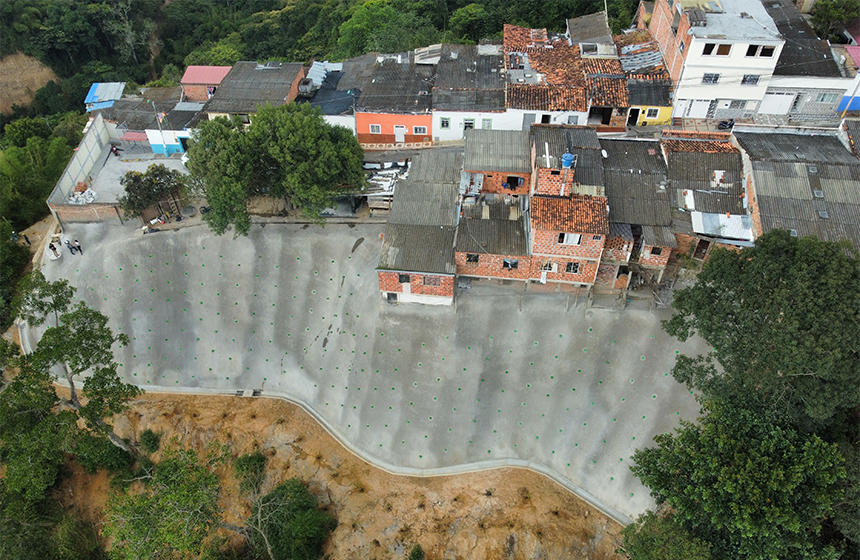 Obra de mitigación de la CDMB garantiza estabilidad en Villa del Prado y Campohermoso